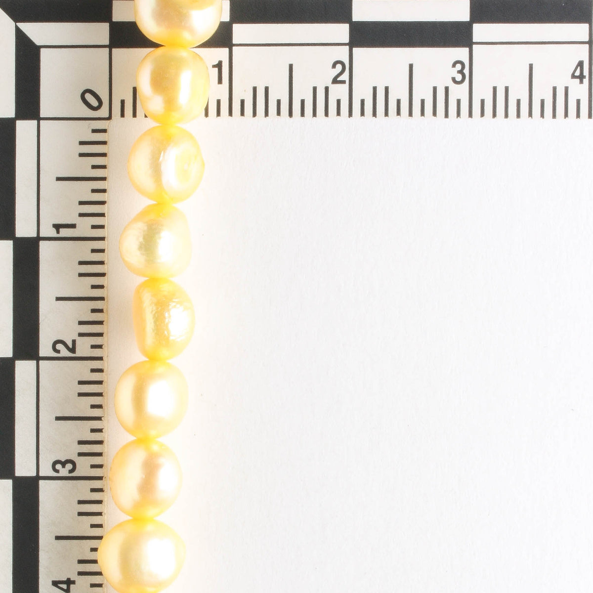 Freshwater Pearls - Dyed - 8" strand