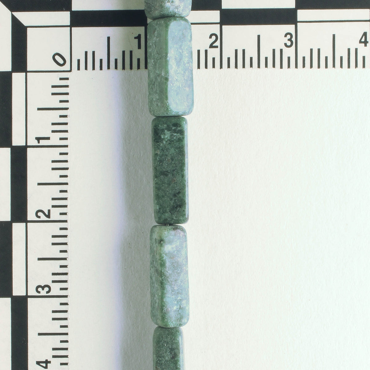 Serpentine - 8" strand