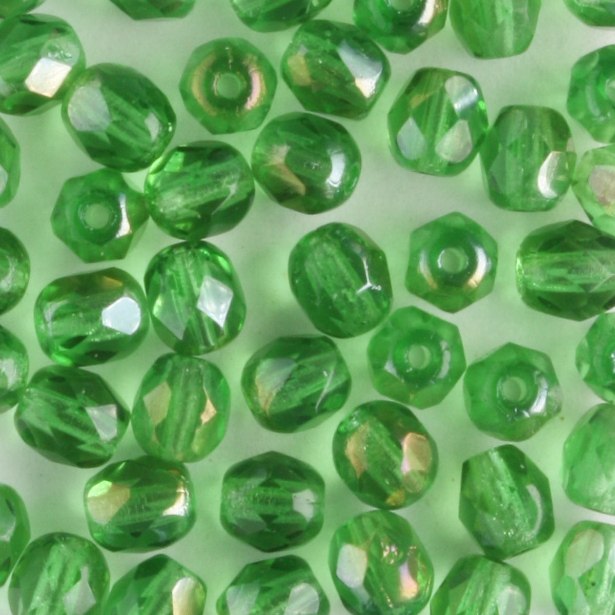4mm Round Fire Polish Kelly Green Clarit