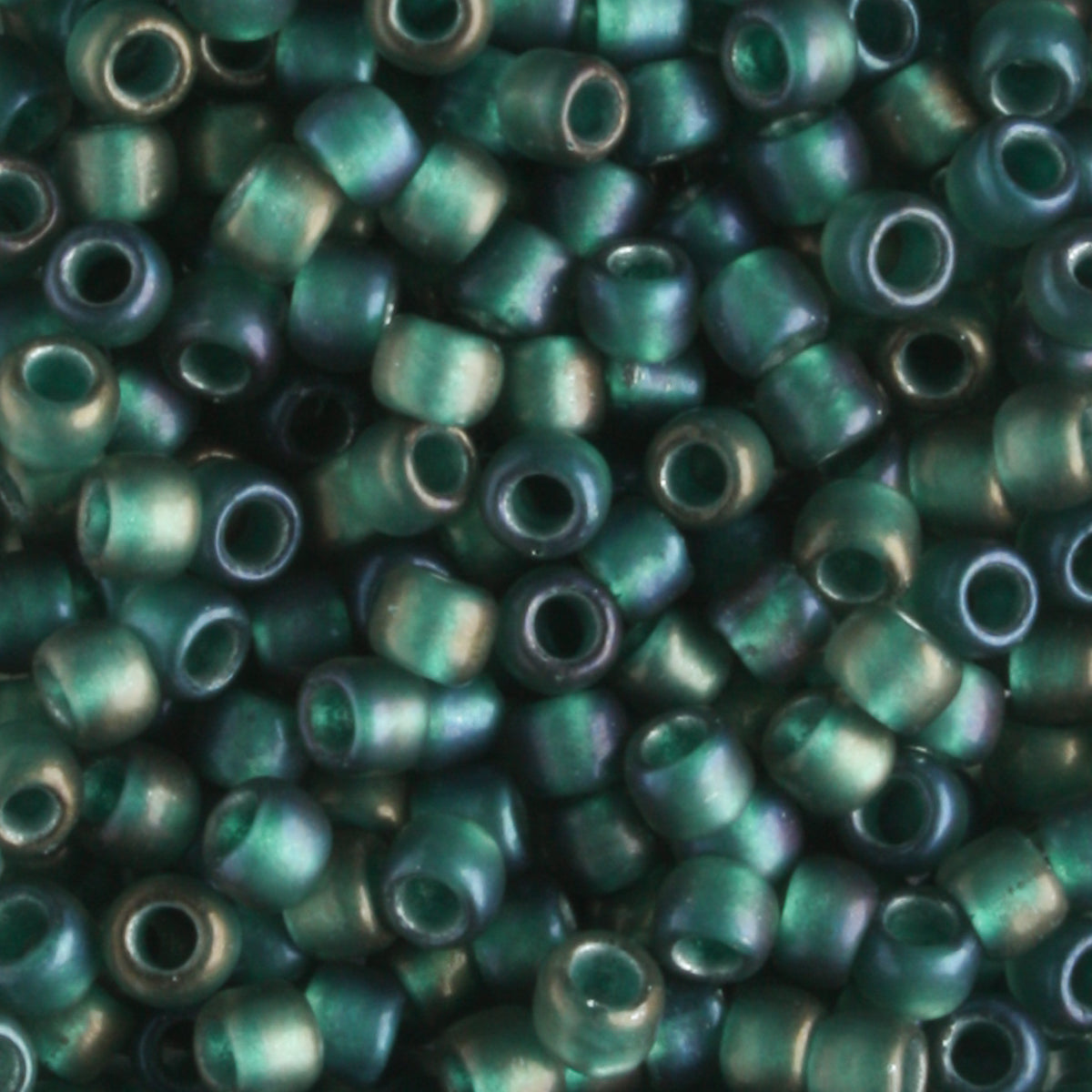 8/0 Metallic Teal Lined Crystal - 10 grams