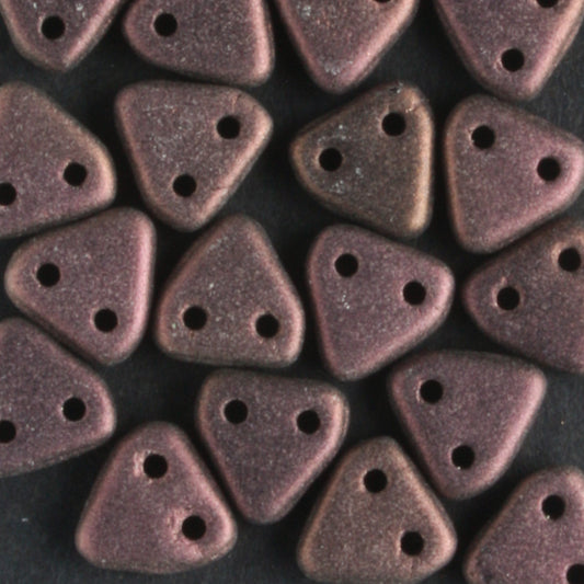 2 Hole Triangle Metallic Suede Pink - 10 grams