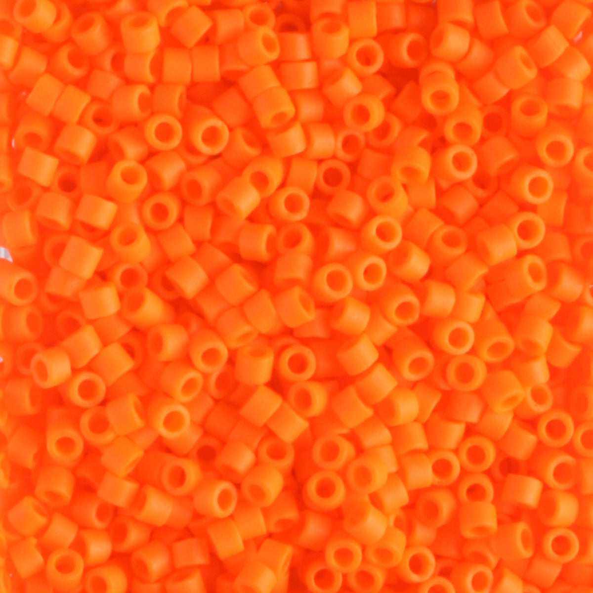 DB0752 Opaque Matte Orange