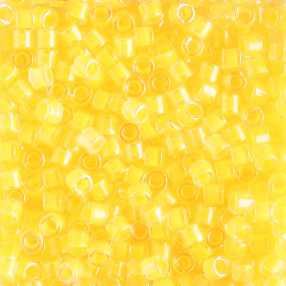 DBM2032 Luminous Pineapple