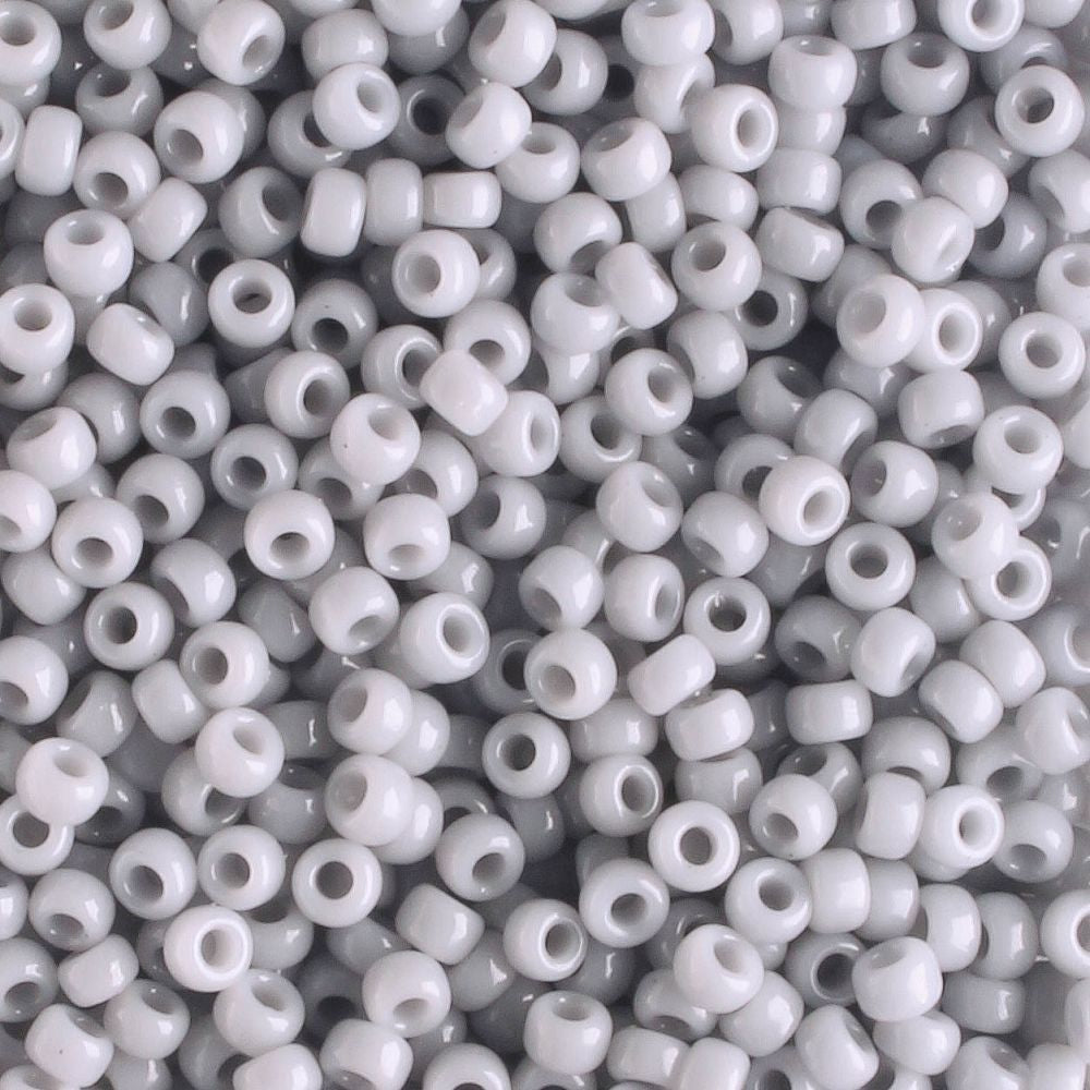11-0498 Opaque Cement Grey