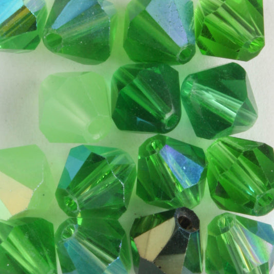 8mm Bicone Green Mix - 15 beads