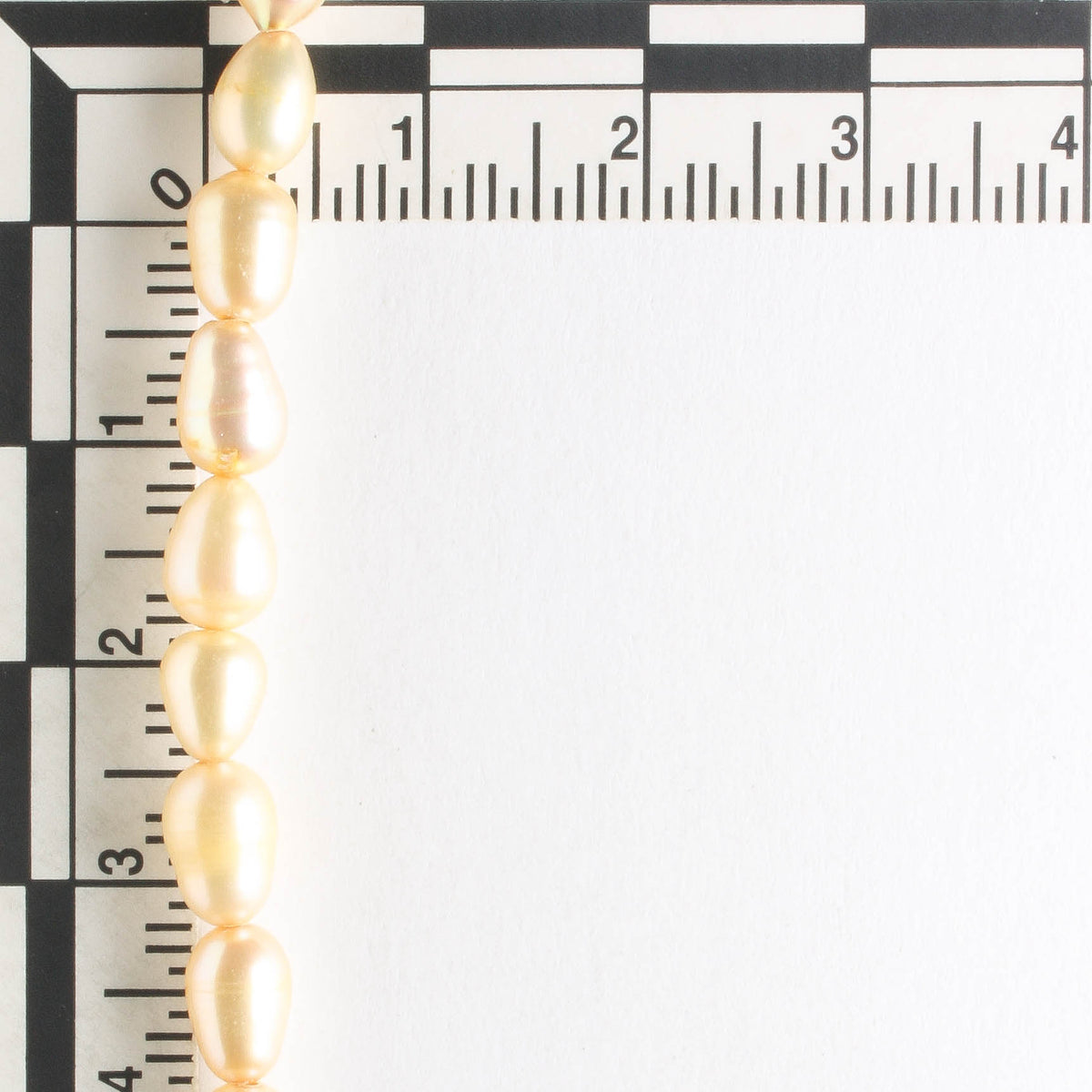 Freshwater Pearls - Dyed - 8" strand