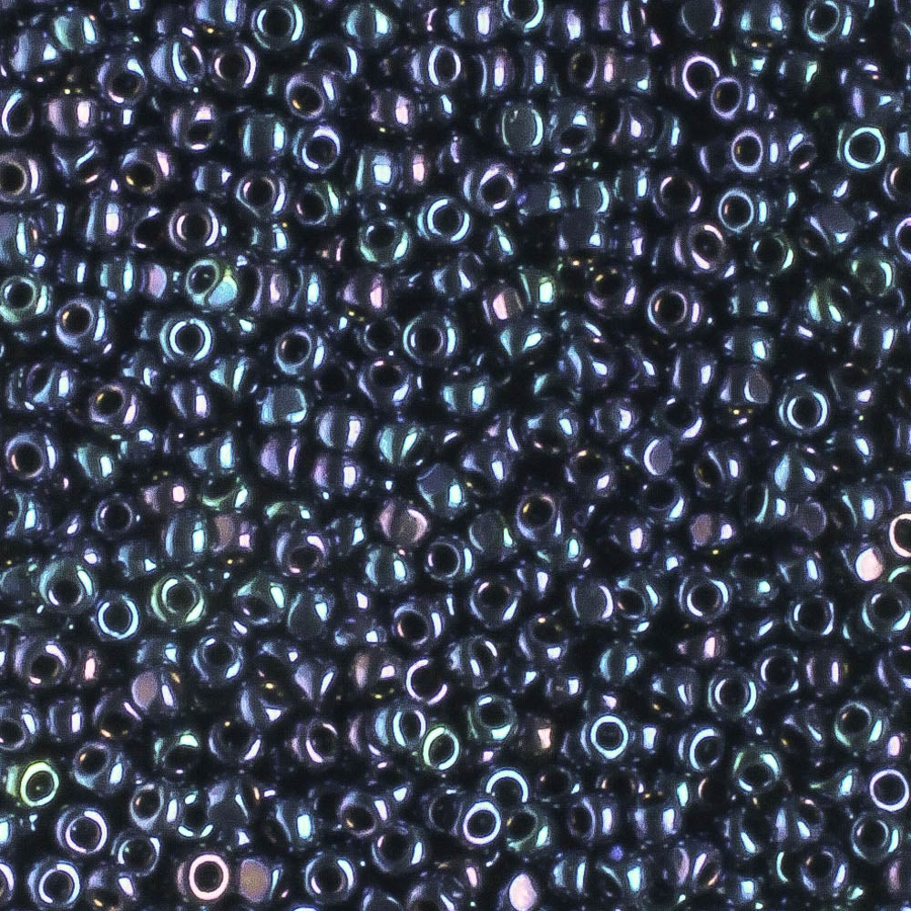 15/0 Charlotte Metallic Cosmos - 5 grams