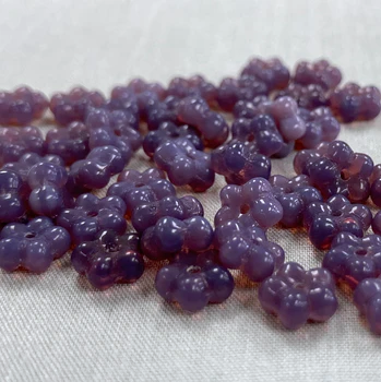 7mm Daisy Spacer- Milky Purple