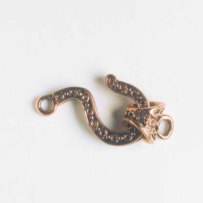Hook and Eye Clasp