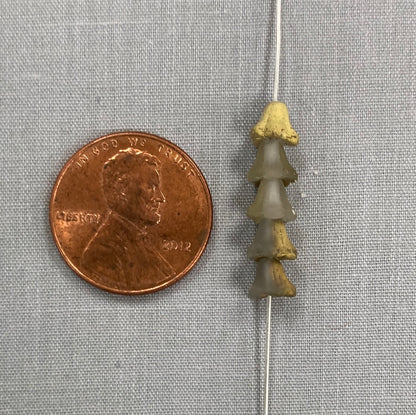 5x6mm Bell Flower - Matte Gray/Gold