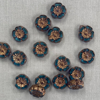 9mm Hibiscus Flower - Pale Blue with Copper