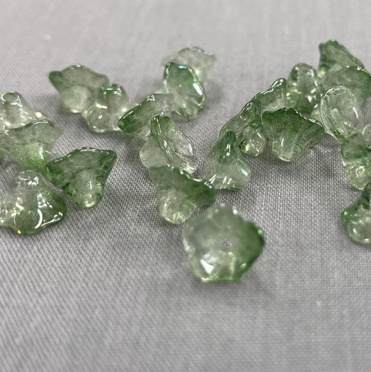 4x6mm Bell Flower - Green/Clear