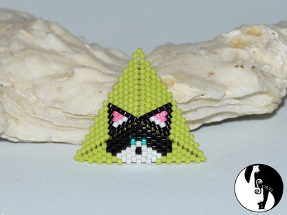 Tuxedo Cat Triangle Pattern - PDF