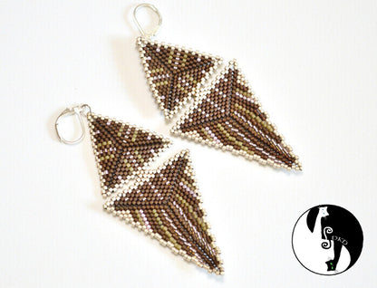 Elongated Triangle Earrings Pattern - PDF