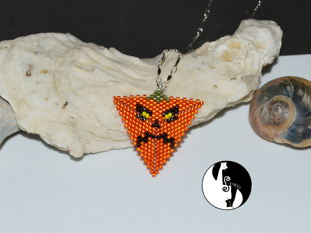 Scary Pumpkin Triangle Pattern - PDF