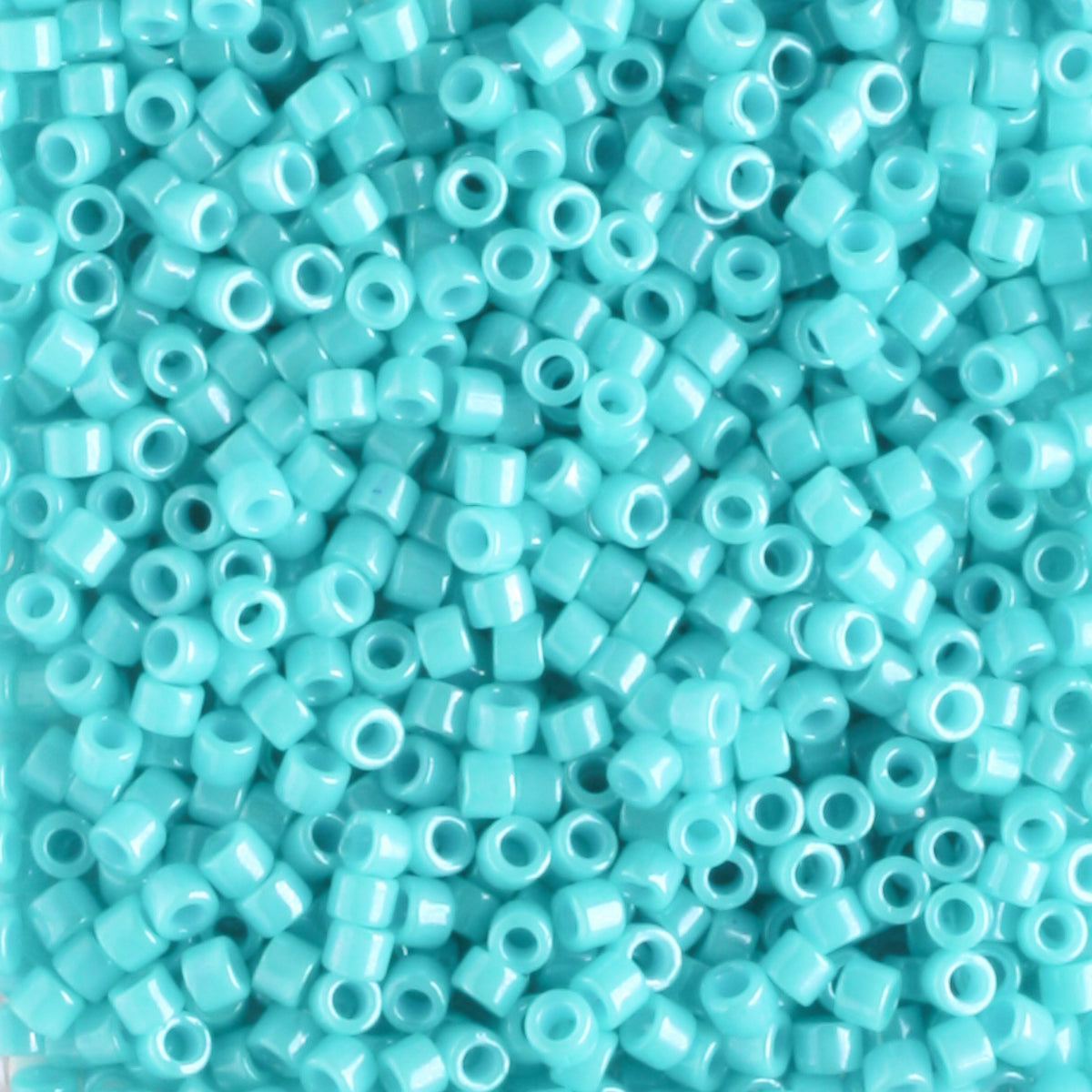 DB0658 Opaque Turquoise Green