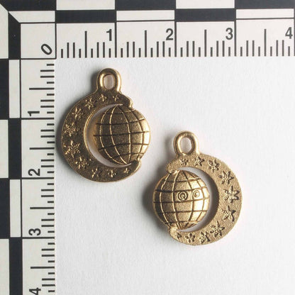 Charm - Globe