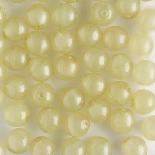 4mm Druk Opal Light Lime - 100 beads