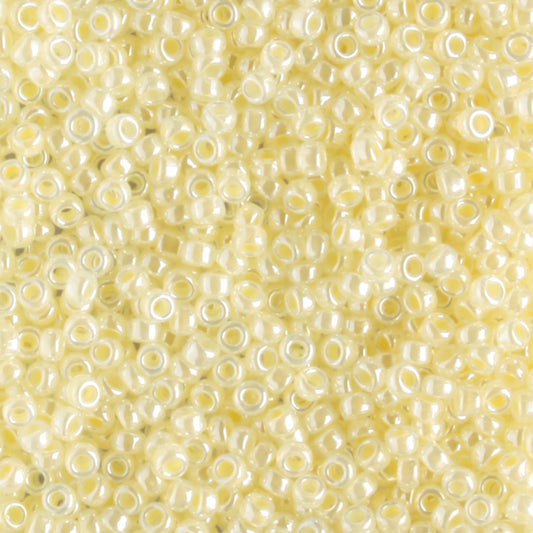 15-0527 Ceylon Pale Yellow