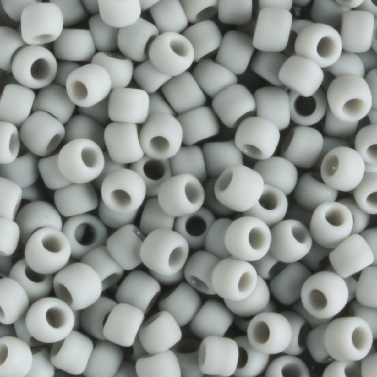 8/0 Opaque Frosted Gray - 10 grams