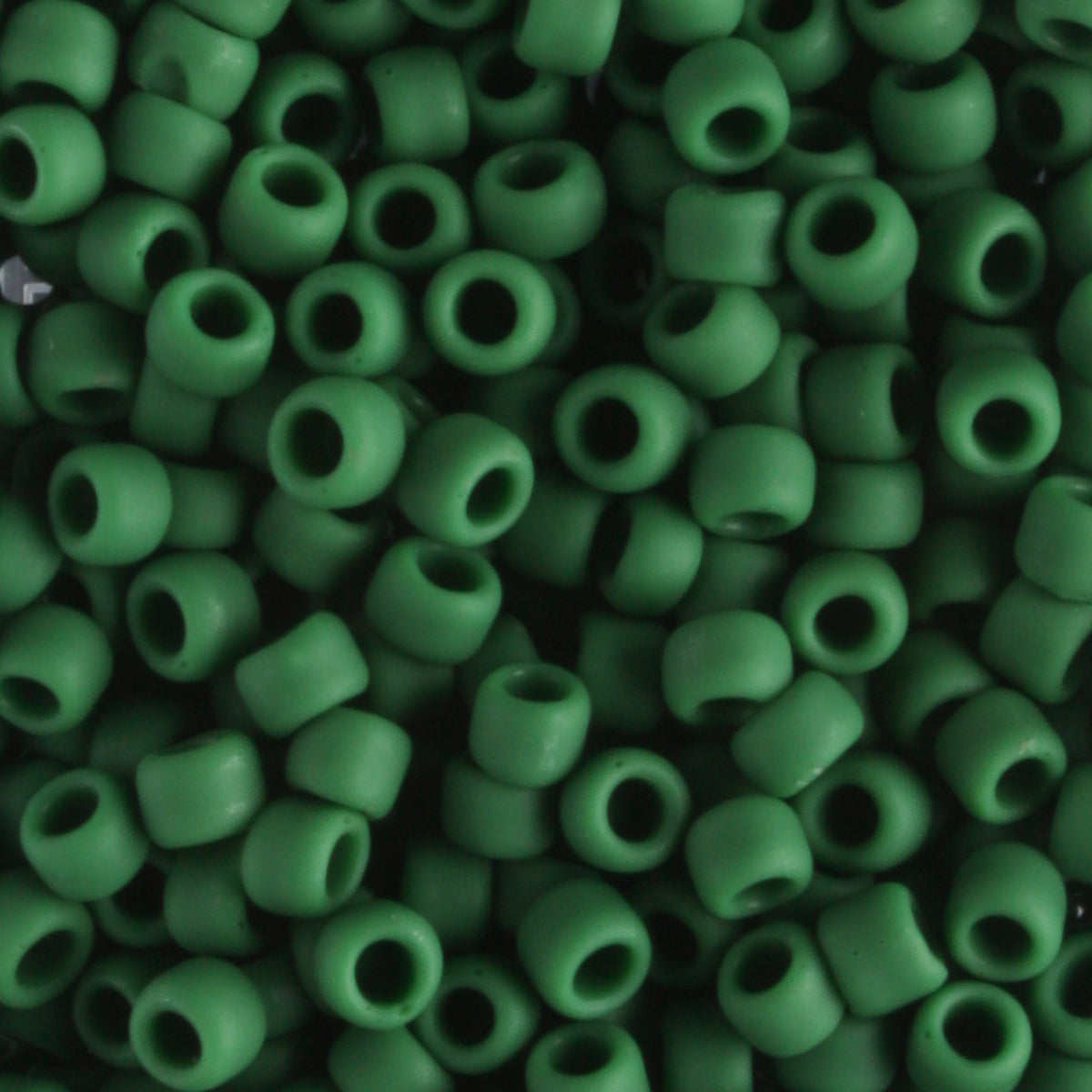 8/0 Opaque Frosted Pine Green - 10 grams
