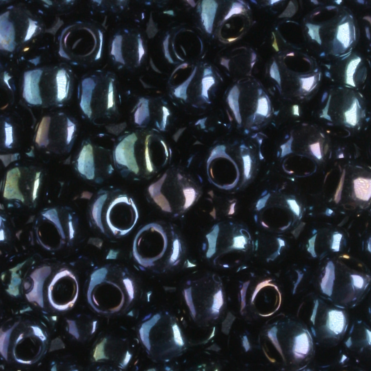 6/0 Metallic Cosmos - 10 grams