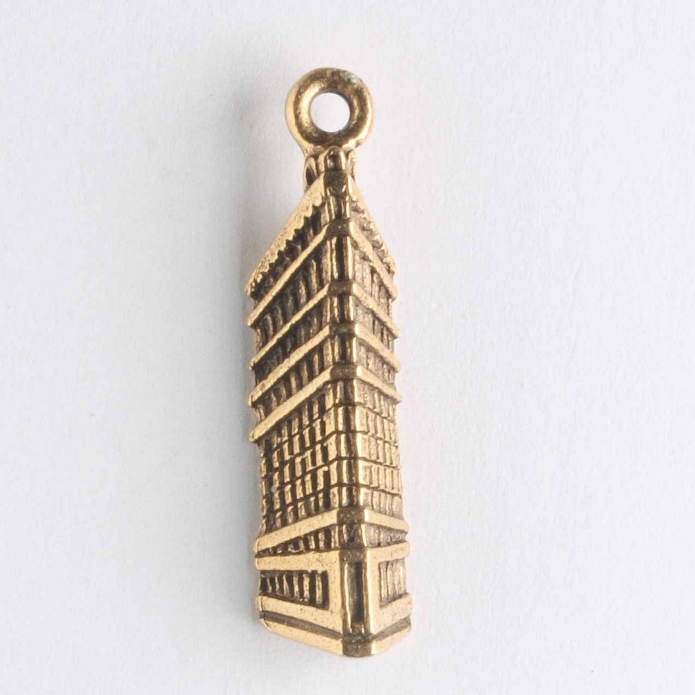 Charm - Flat Iron Building