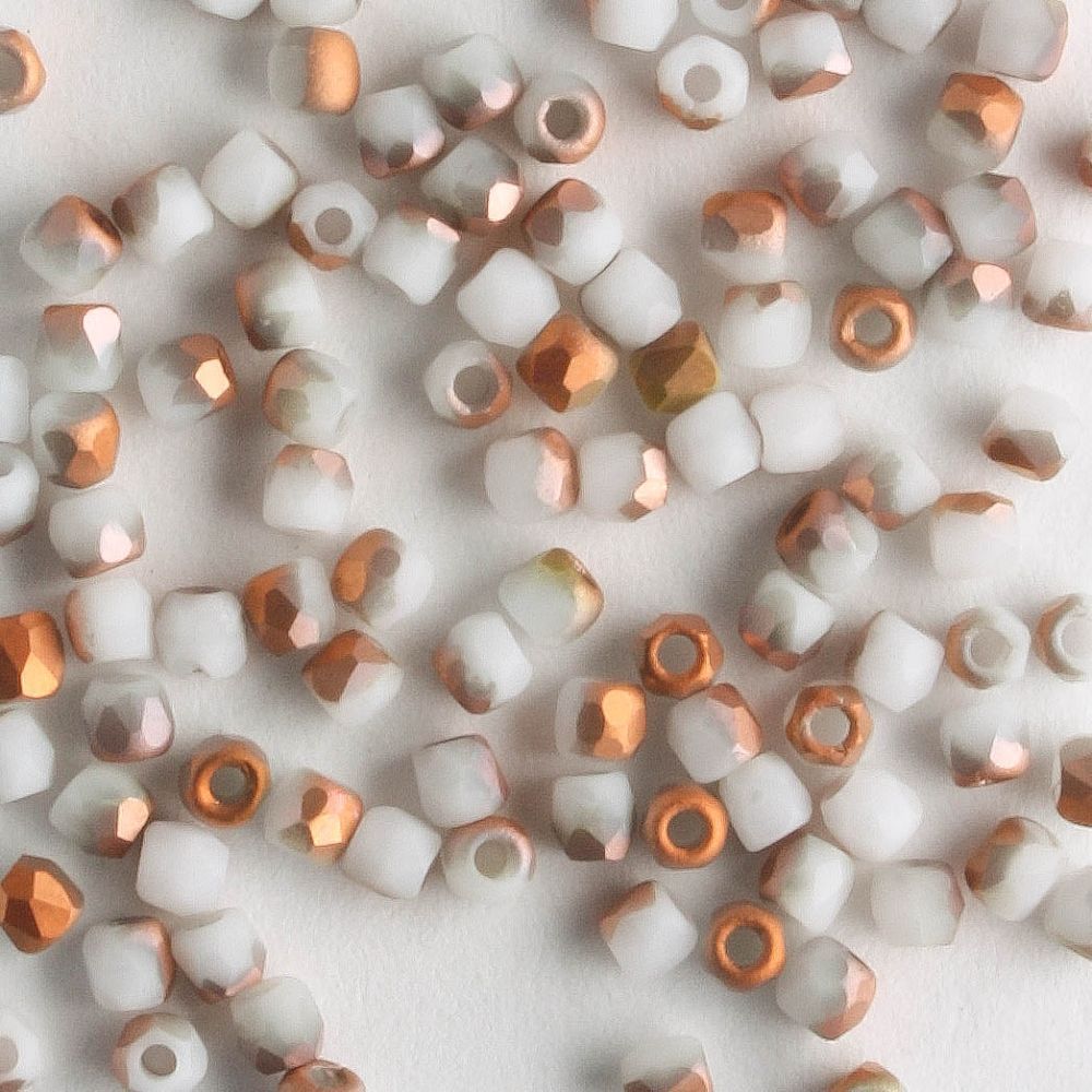 True 2mm Round Fire Polish Chalk White Sunset