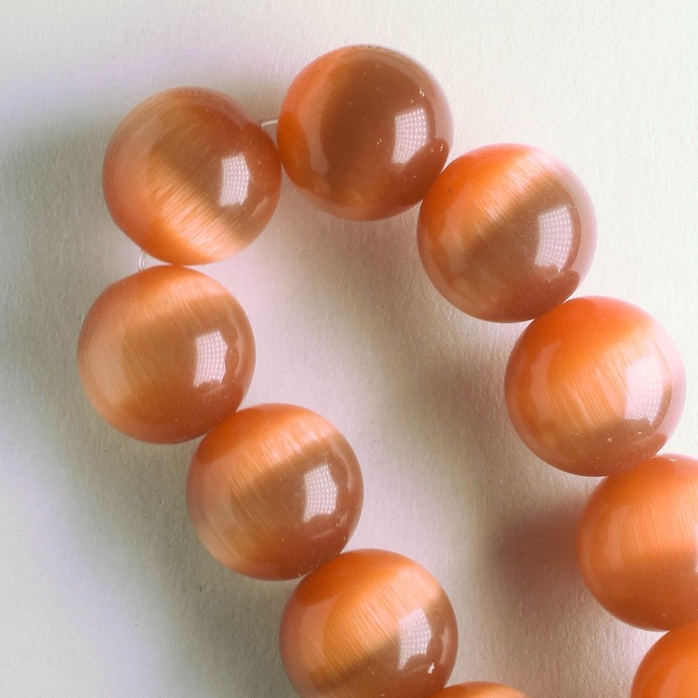 10mm Cat's Eye Glass - 8" strand