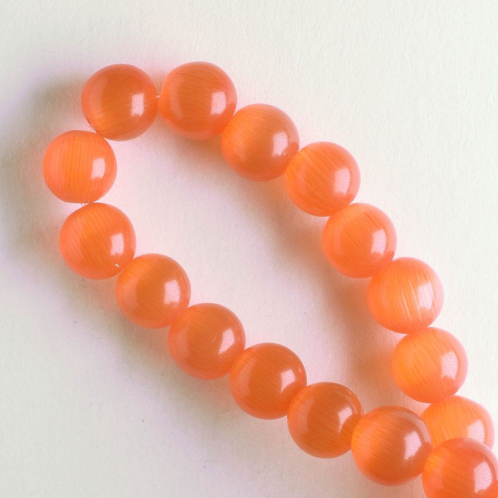 6mm Cat's Eye Glass - 8" strand