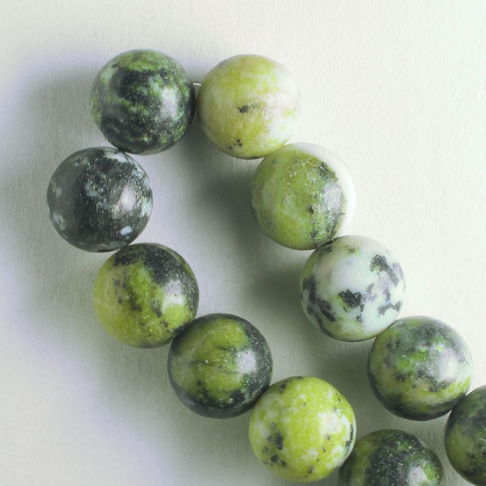 Yellow Chalk Turquoise, Dyed - 8" strand