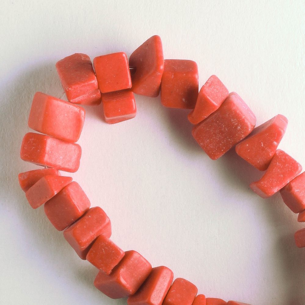 Imitation Coral - 8" strand
