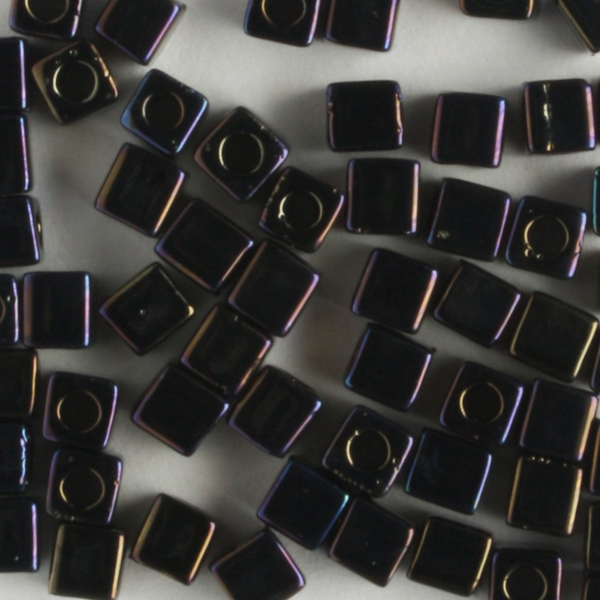 3mm Cube Metallic Brown Iris - 10 grams