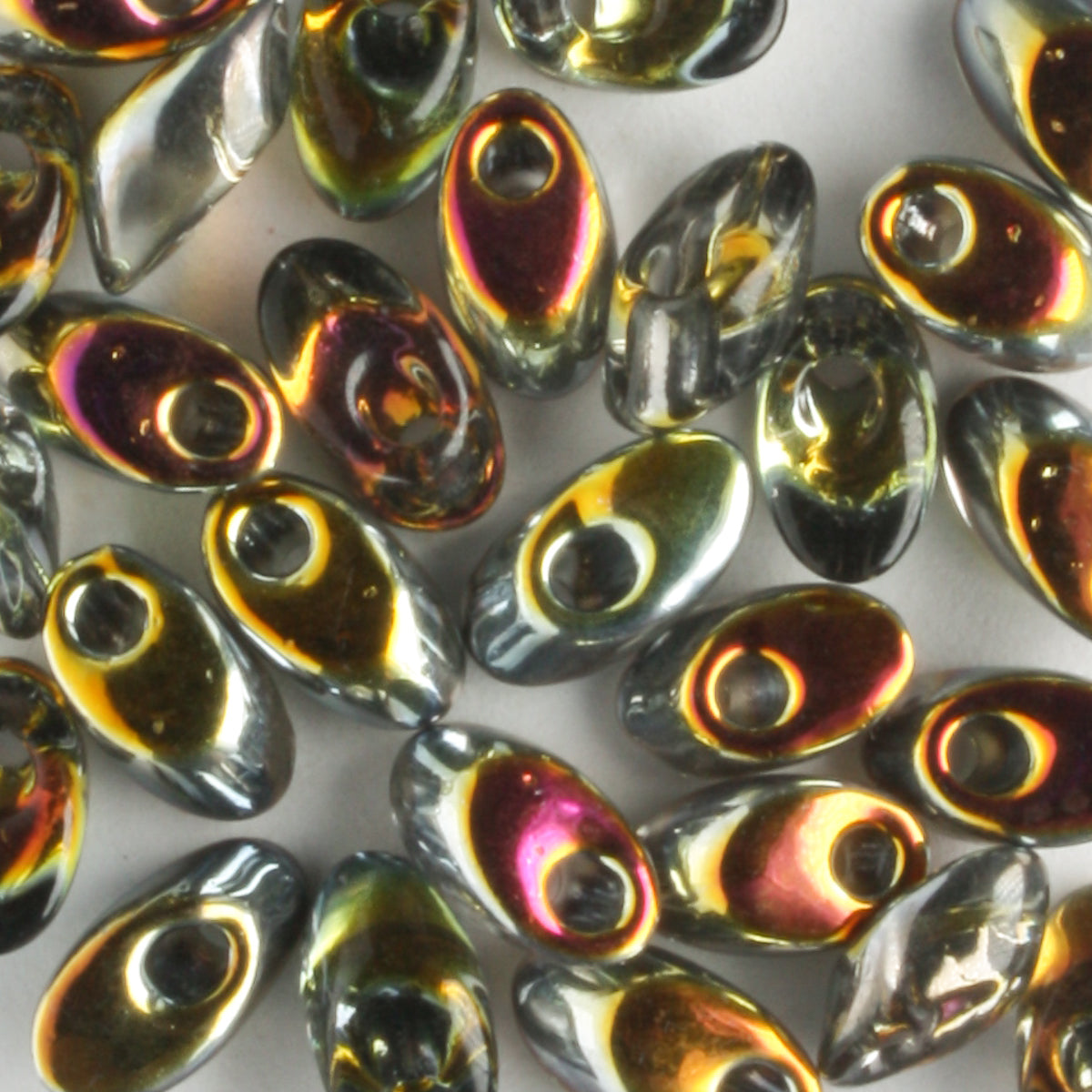 Magatama Transparent Amber/Copper - 10 grams