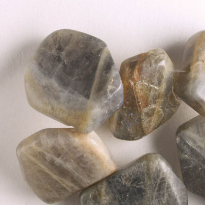 Labradorite - 8" strand