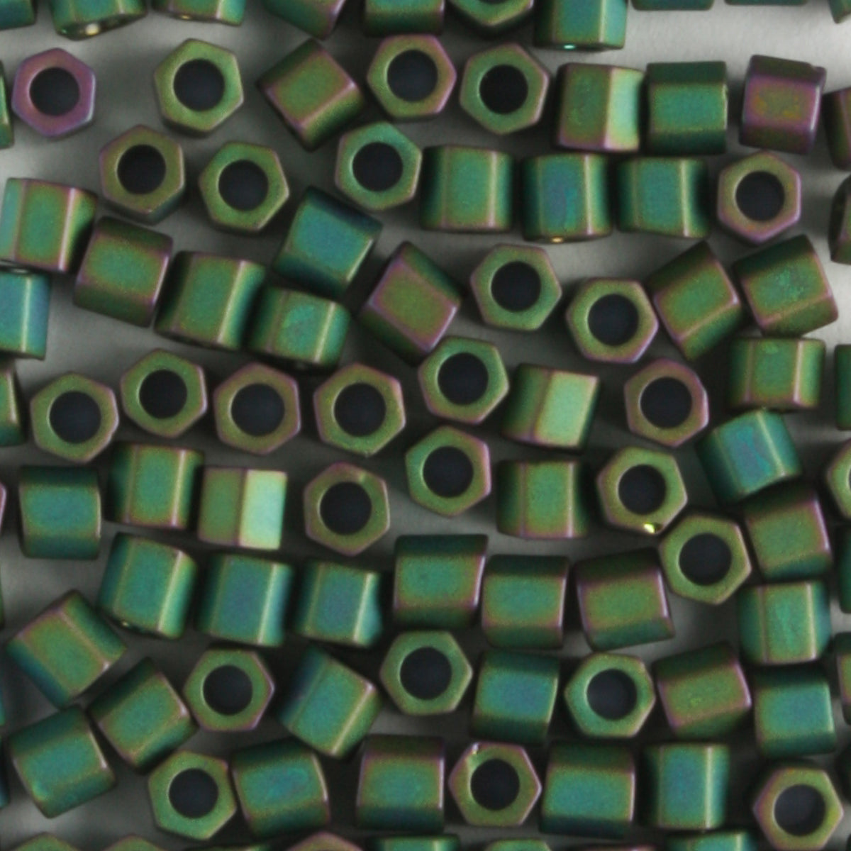 8/0 Hex Matte Iris Peridot - 10 grams
