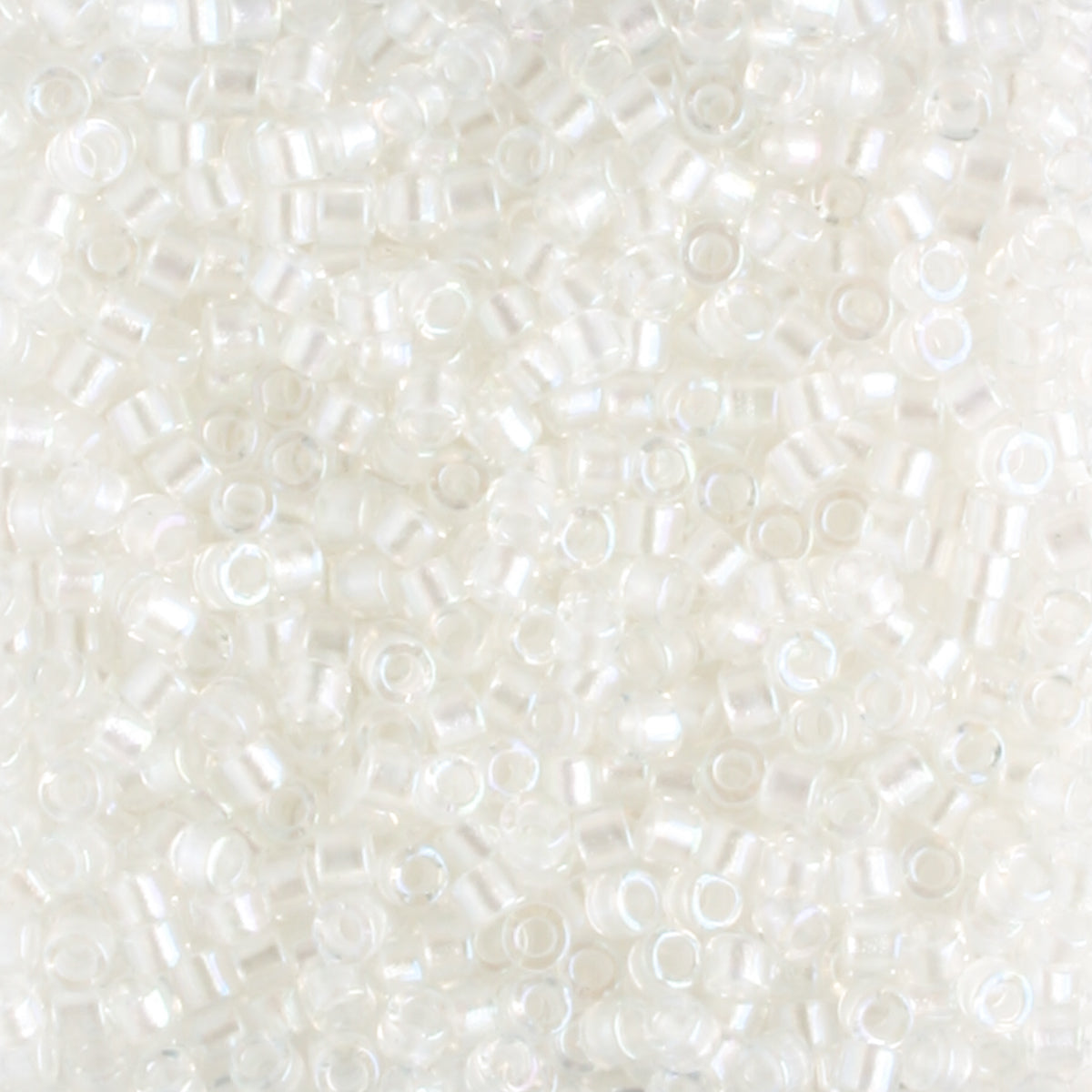 DB1671 Crystal White