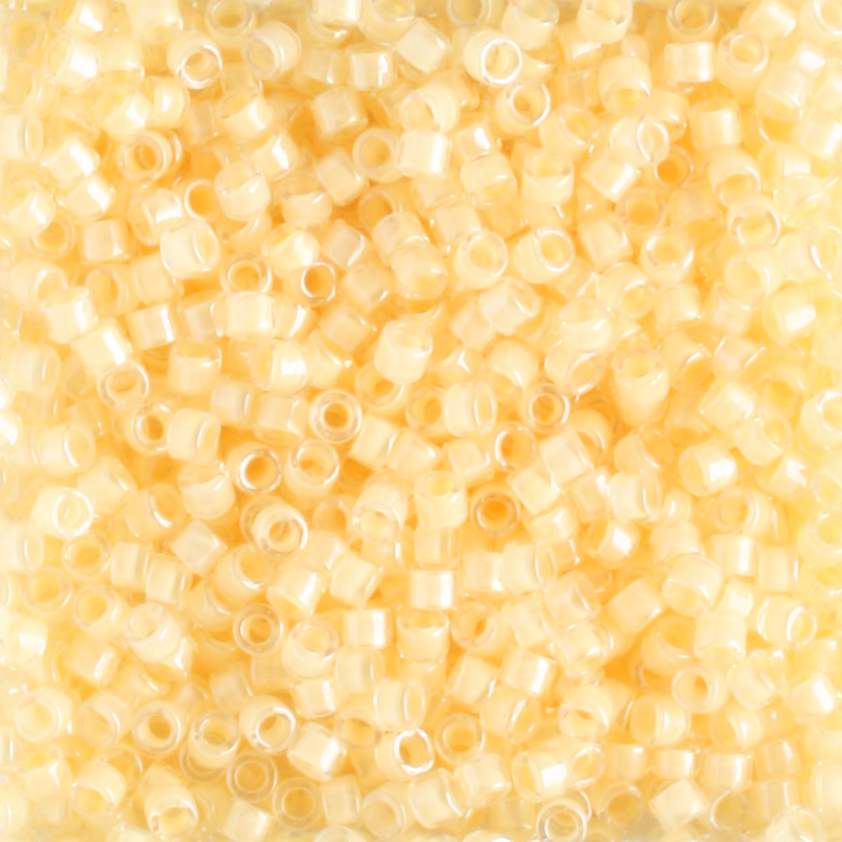 DB2371 Creamy Pearl