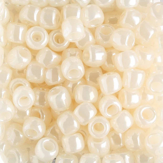 6/0 Ceylon Light Ivory - 10 grams